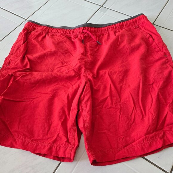 The North Face Red Nylon Shorts XXL - Picture 1 of 5